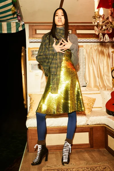 Look 32